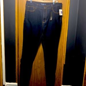 dark wash denim jeans